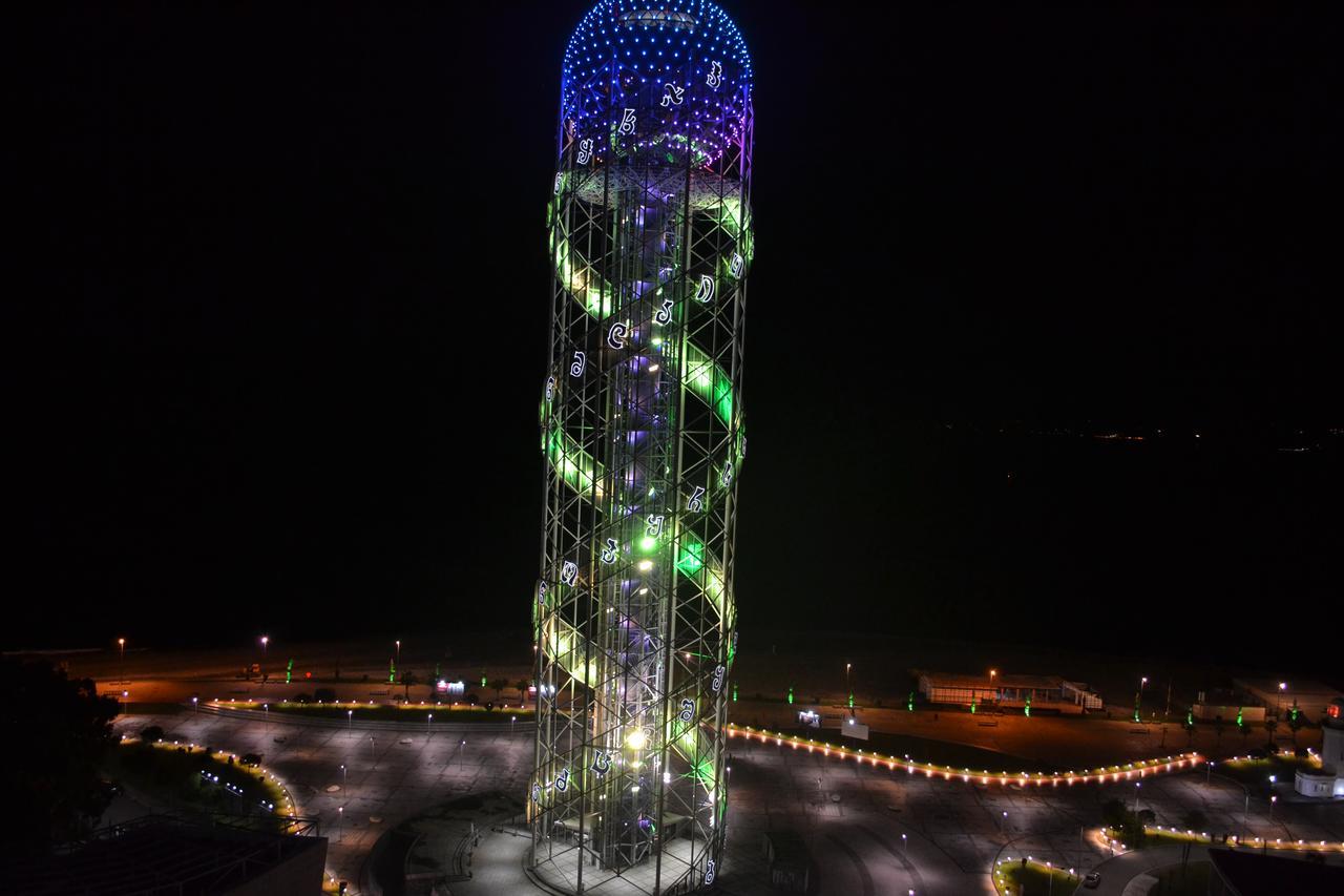 Batumi Porta Tower 1811 Leilighet Eksteriør bilde
